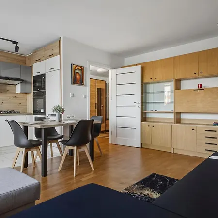 Kobielska 17 Comfort Living By Solarento *