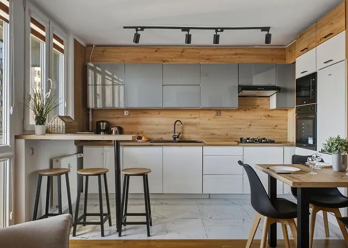 Kobielska 17 Comfort Living By Solarento *